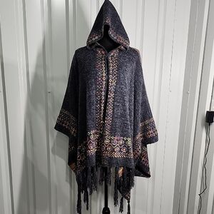 Luzabelle Hooded Gray Poncho with Colorful Patterns Tassels Cotton Wool Blend